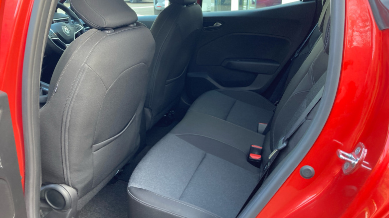 Renault Clio 1.0 TCe 90 Evolution 5dr Petrol Hatchback